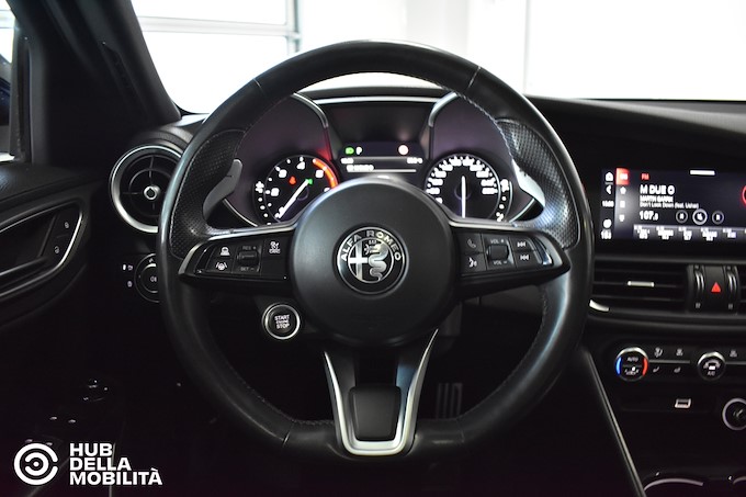 ALFA ROMEO Giulia 2.2 Turbodiesel 210 CV AT8 AWD Q4 Veloce